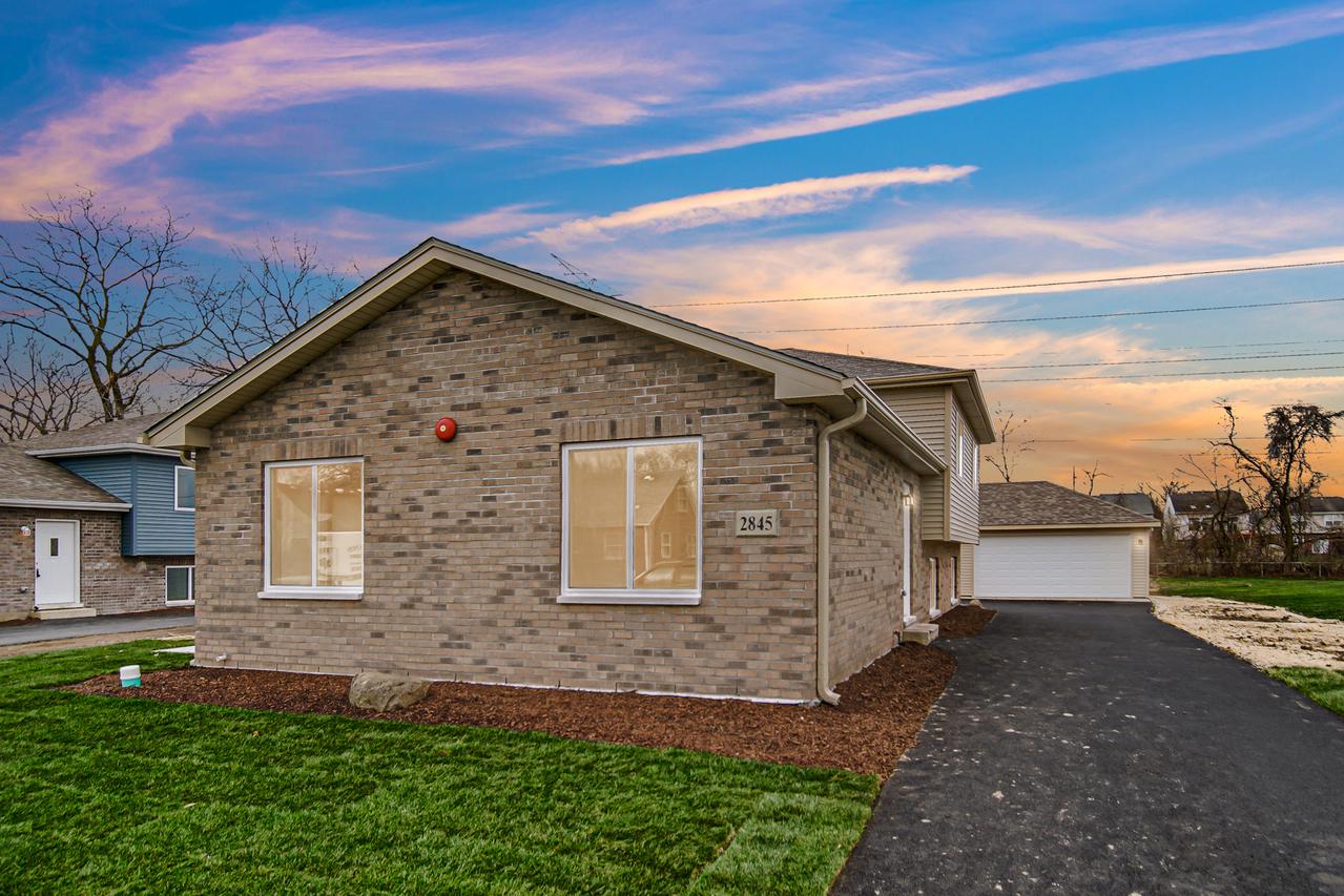 3127 141st Pl., Blue Island, IL 60406