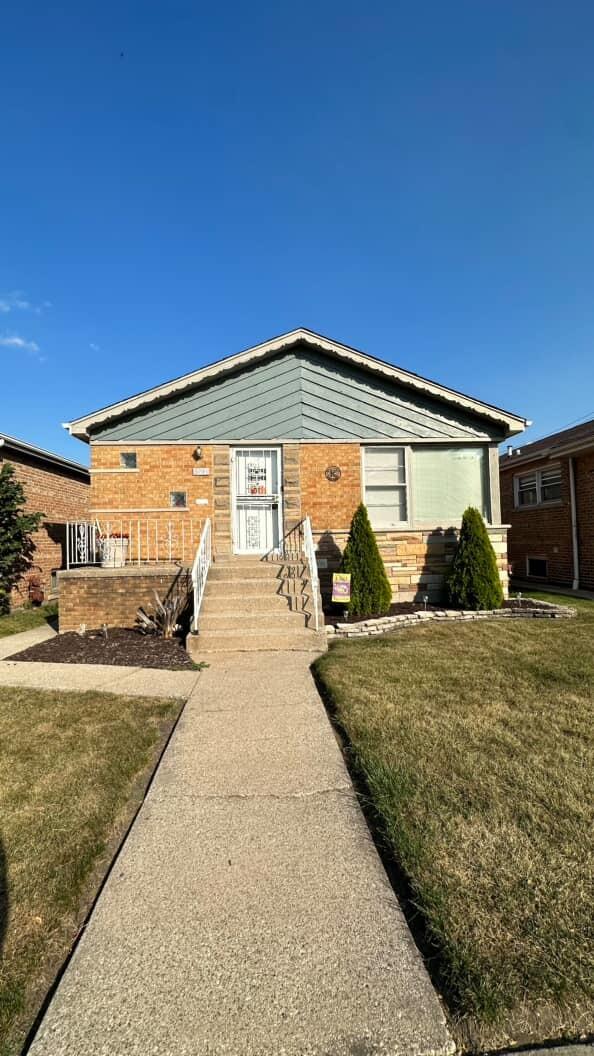 8641 S Jeffery Blvd., Chicago, IL 60617