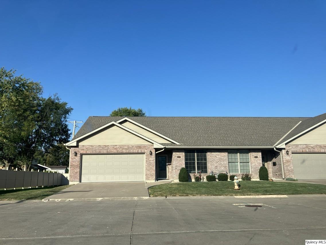 3505 Wysteria Ln., Quincy, IL 62301