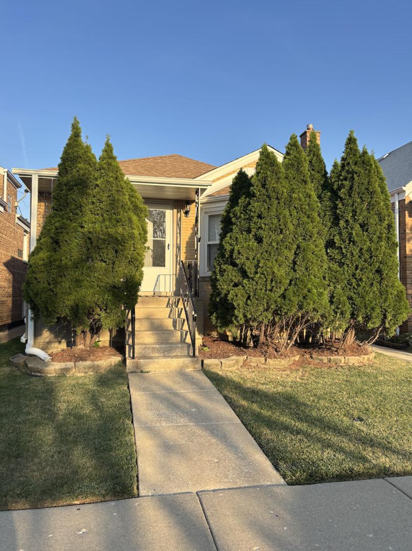 5125 S Lockwood Ave., Chicago, IL 60638