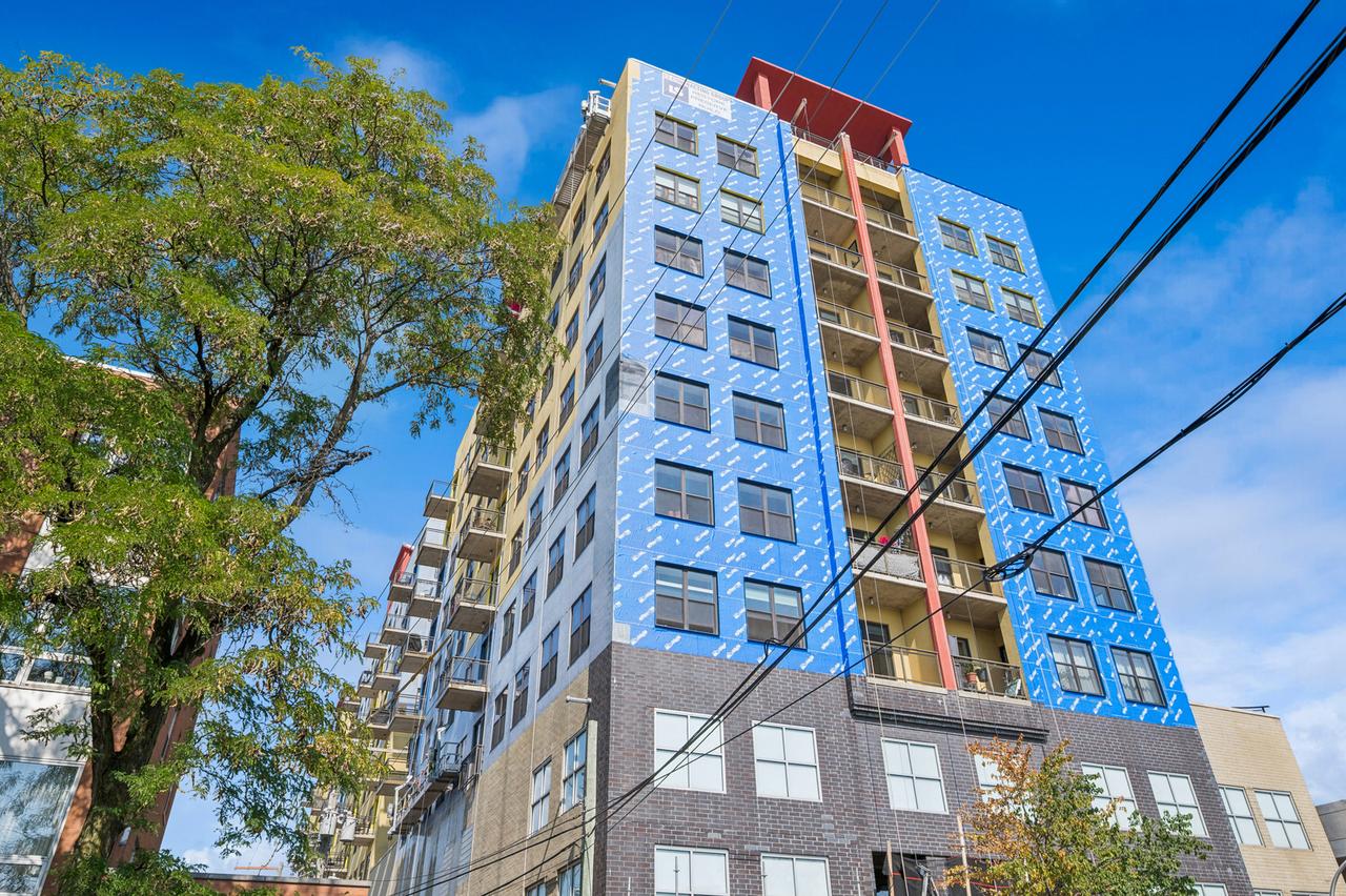 1122 W Catalpa Ave. #712, Chicago, IL 60640