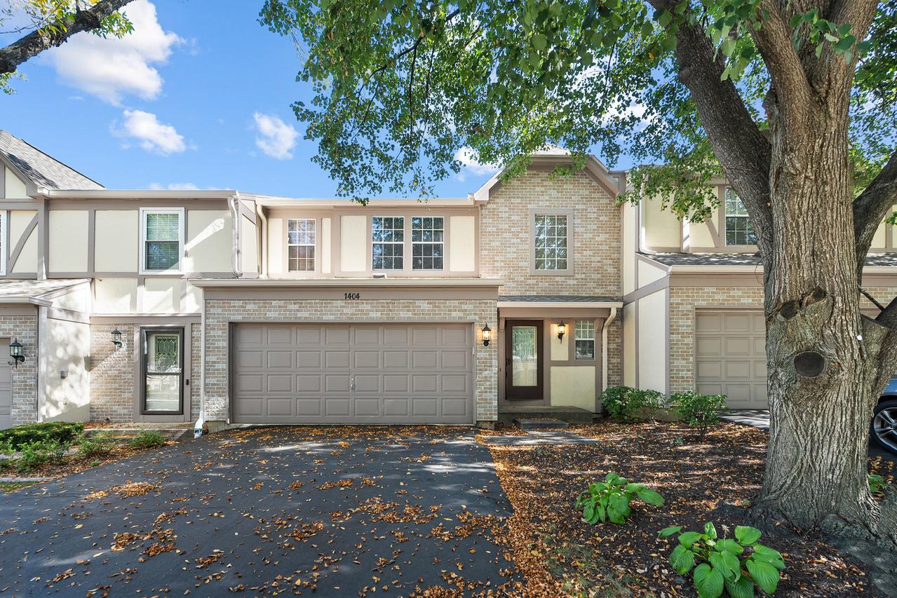 1404 W Sapphire Dr., Hoffman Estates, IL 60192