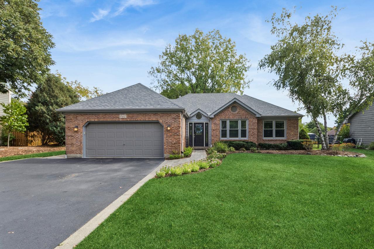 341 Fairway View Dr., Algonquin, IL 60102