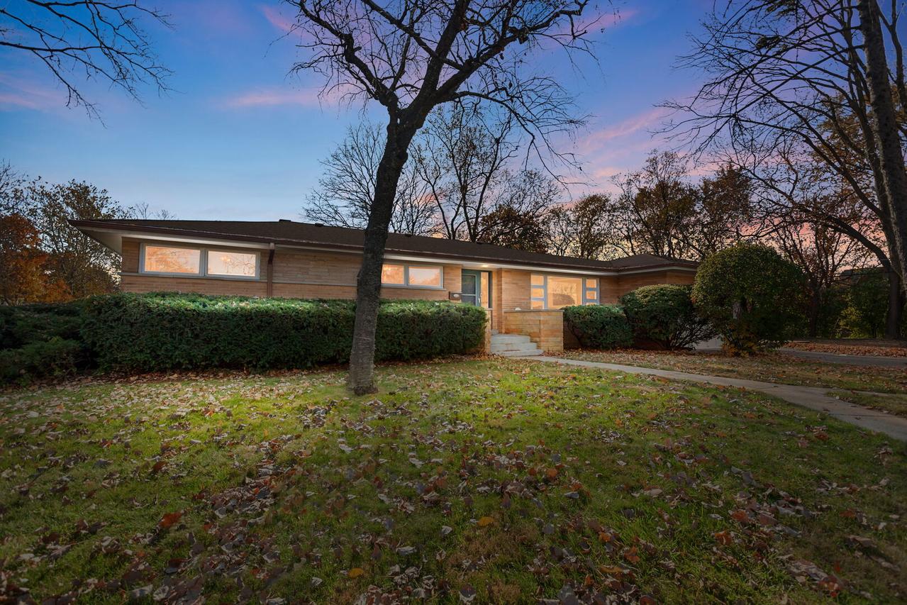 5400 Fair Elms Ave., Western Springs, IL 60558