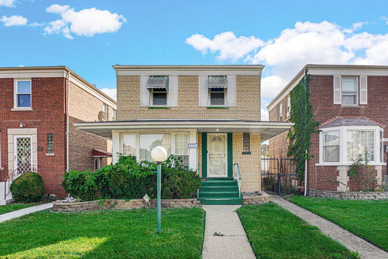 9107 S Bishop St., Chicago, IL 60620