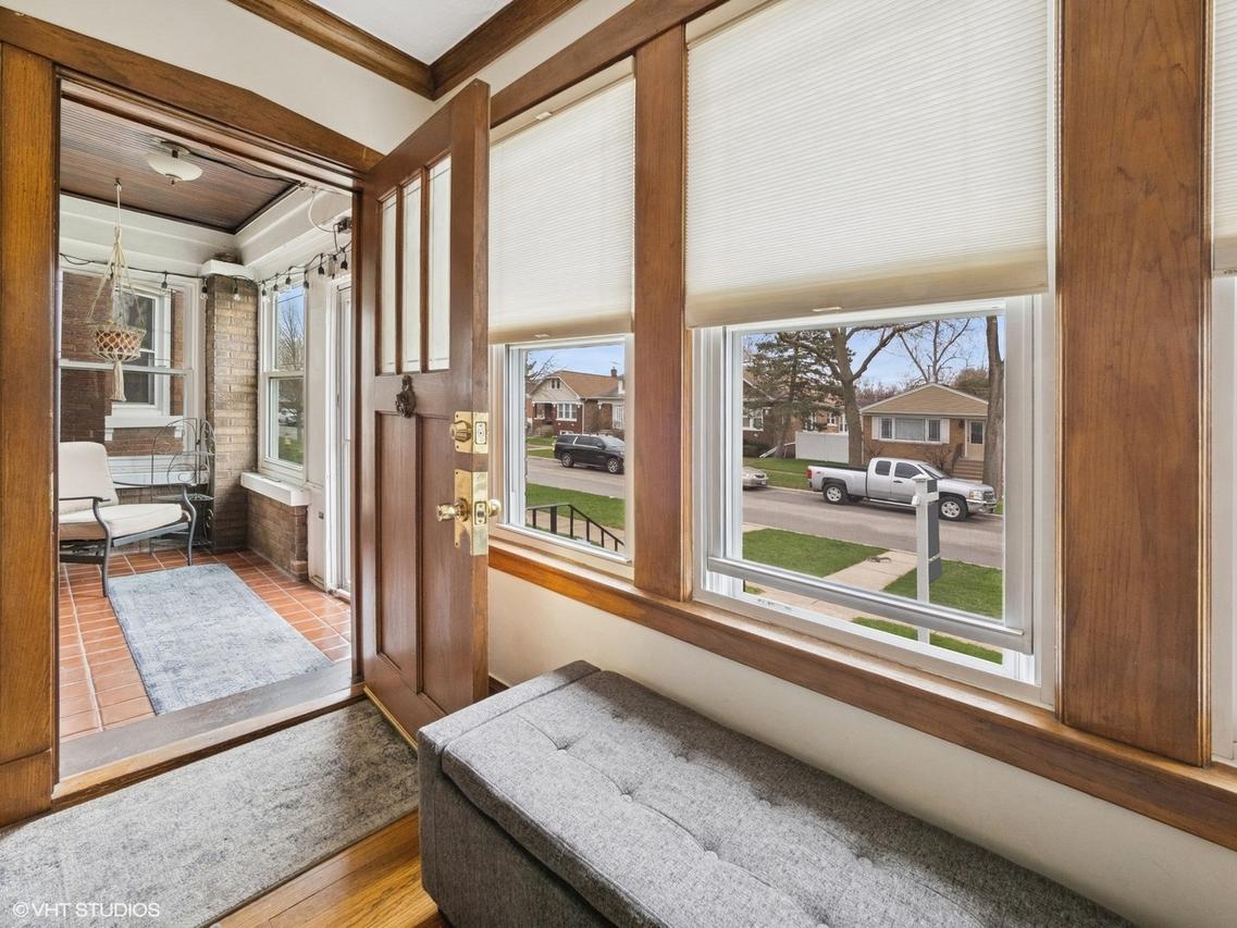 3328 Vernon Ave., Brookfield, IL 60513