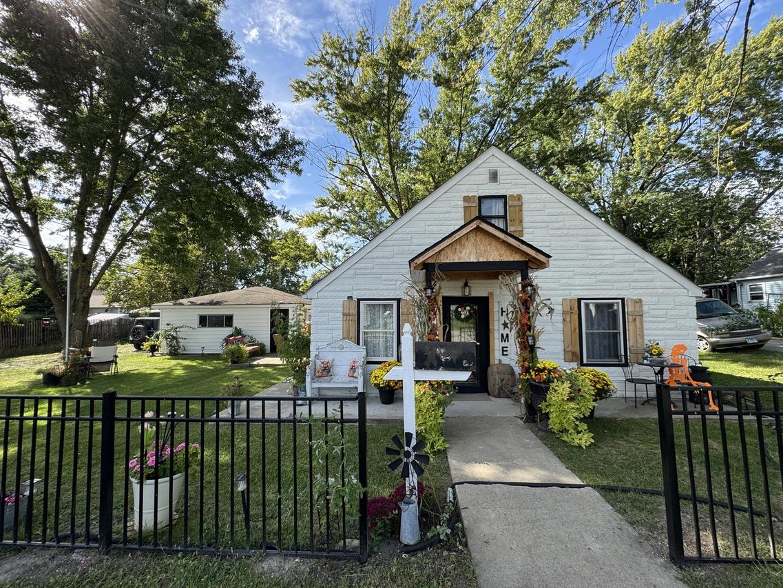 409 Cayuga St., Joliet, IL 60432