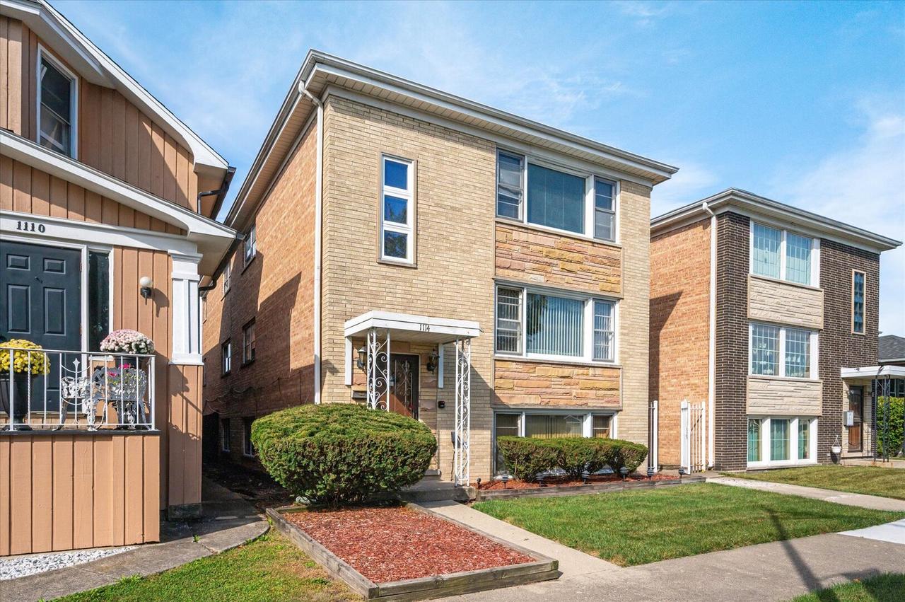 1114 N 11th Ave., Melrose Park, IL 60160