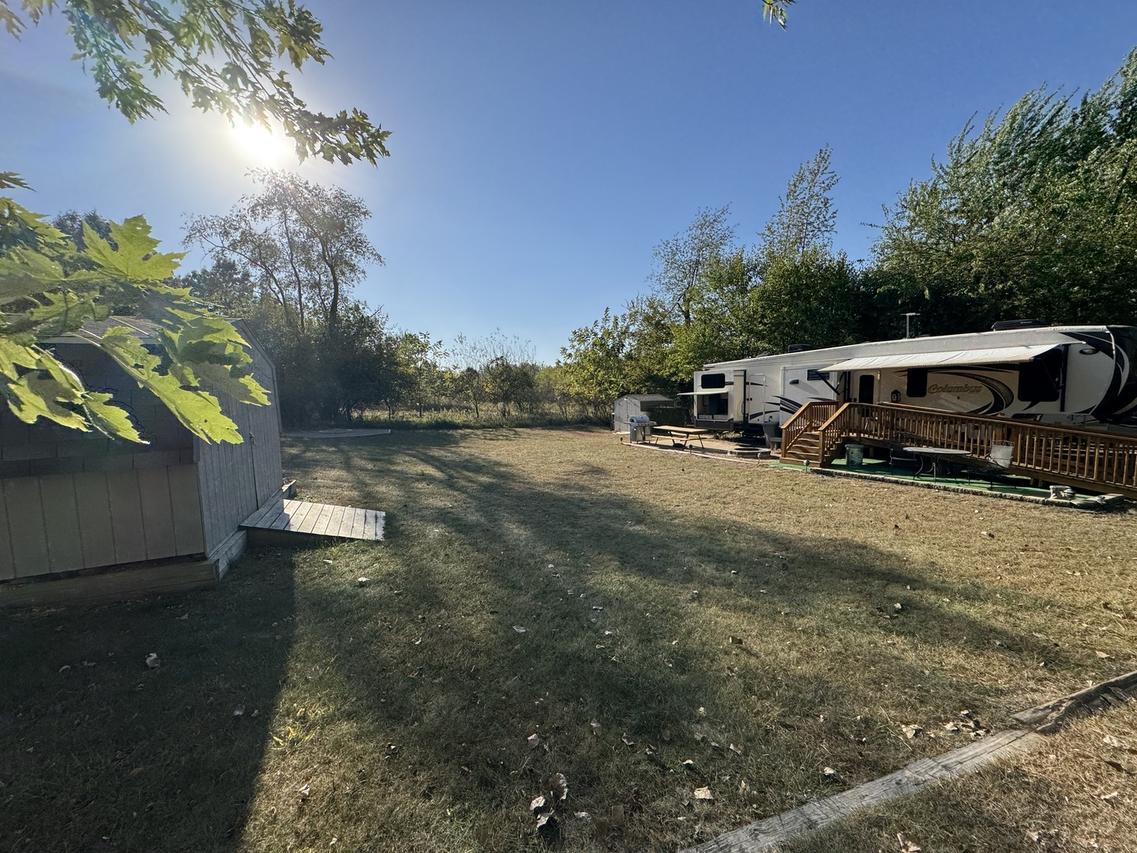 25-30/31 Woodhaven Lakes, Sublette, IL 61367