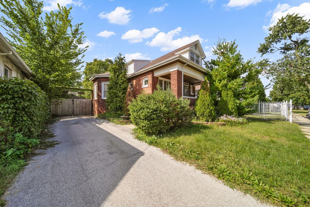 11326 S Parnell Ave., Chicago, IL 60628