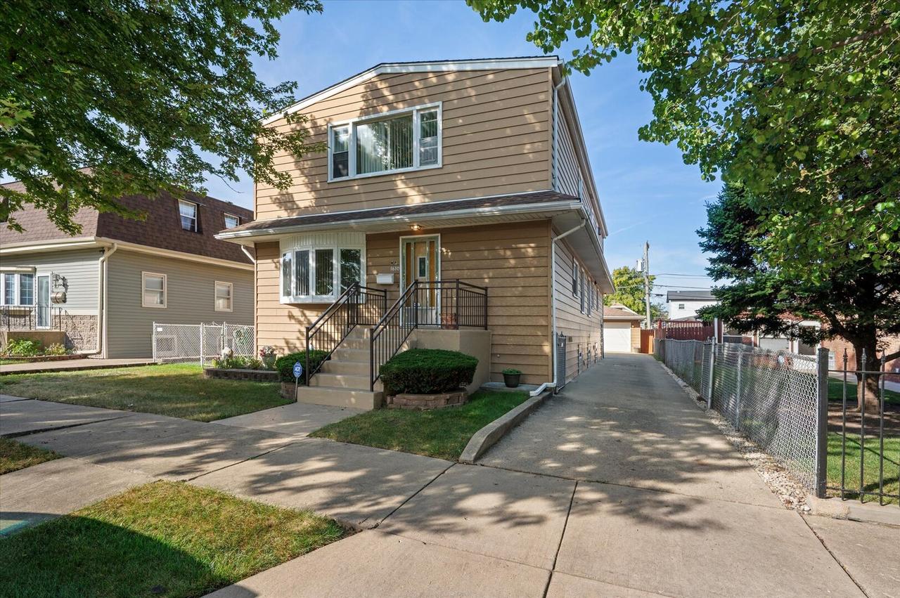 1630 N 15th Ave., Melrose Park, IL 60160