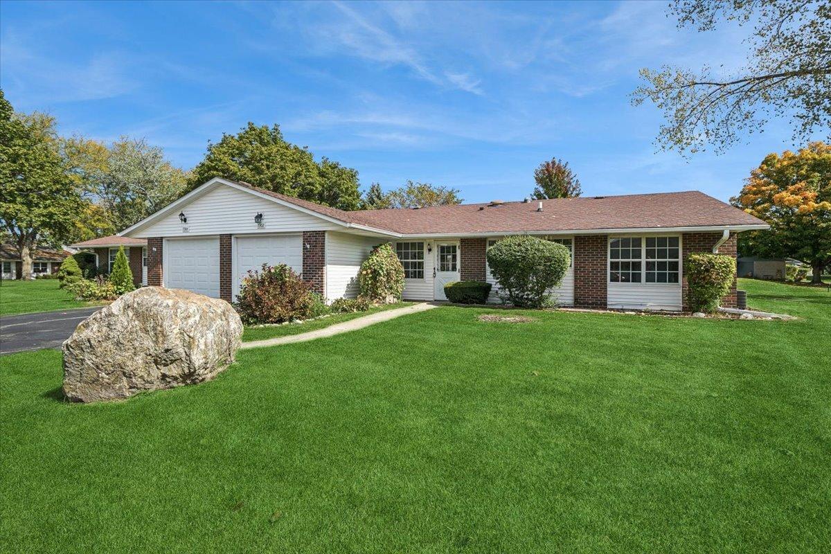 7302 Dunwood Ct., Fox Lake, IL 60020