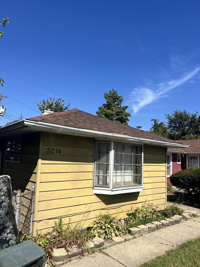 3214 W Lydia Ave., Robbins, IL 60472