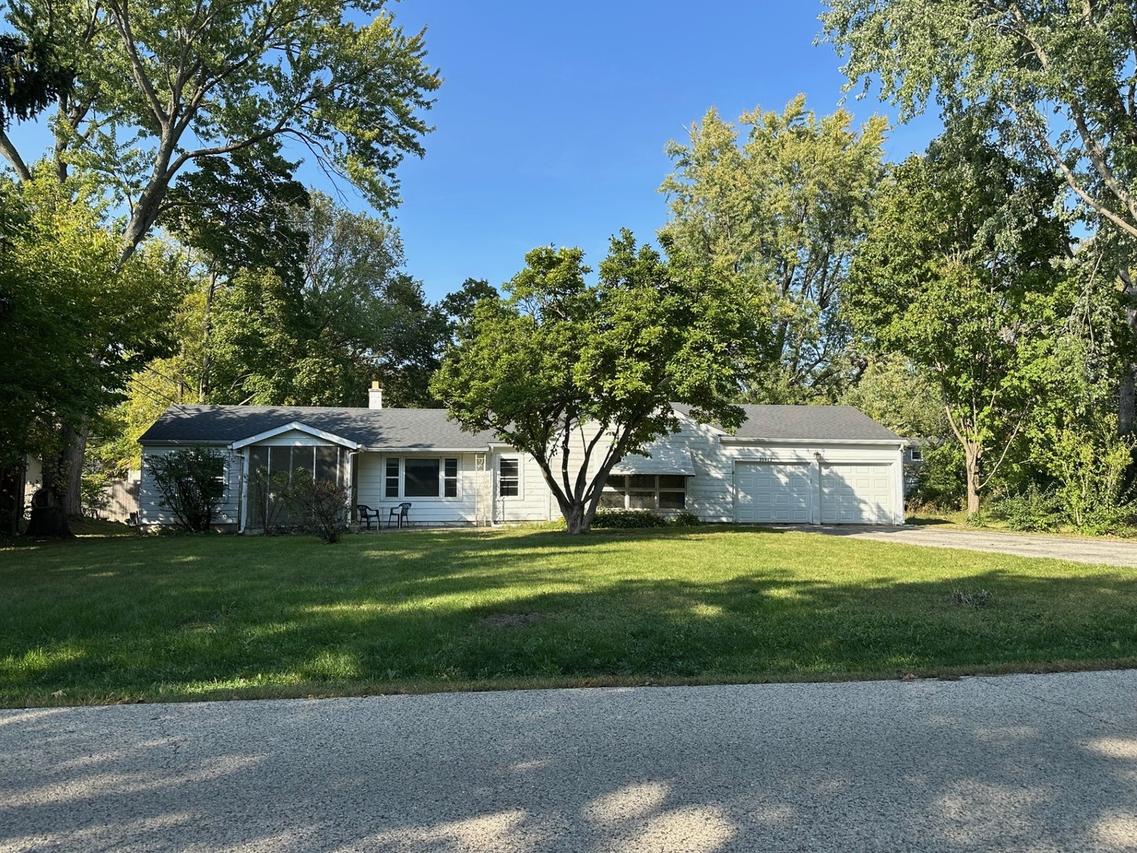 25462 W Arcade Dr., Lake Villa, IL 60046