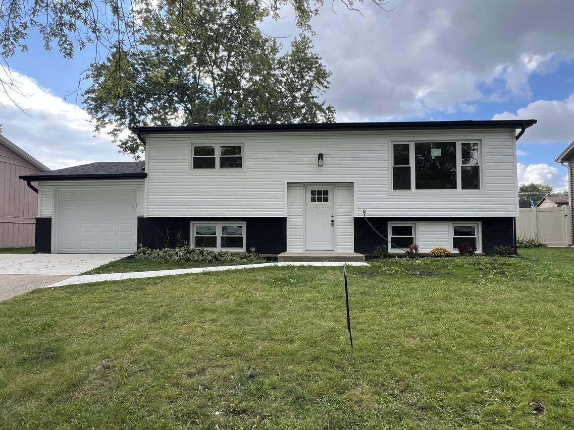 5735 Dover Rd., Oak Forest, IL 60452