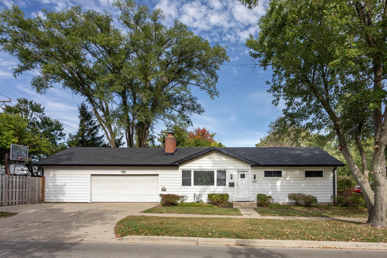 606 Longfellow Ave., Deerfield, IL 60015
