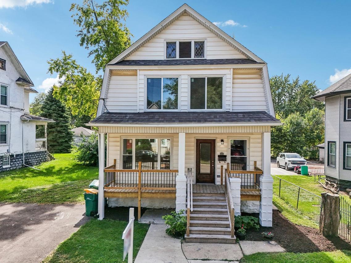 608 Whitley Ave., Joliet, IL 60433