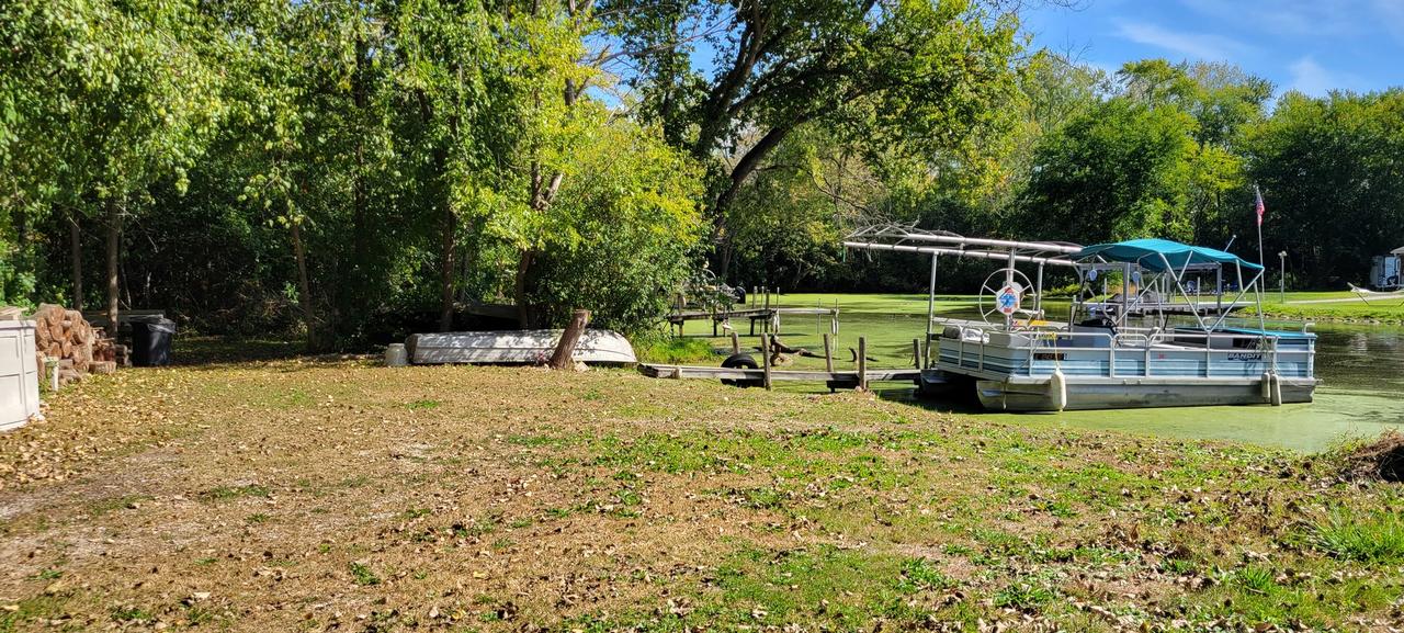 411 Kings Rd., Fox Lake, IL 60020