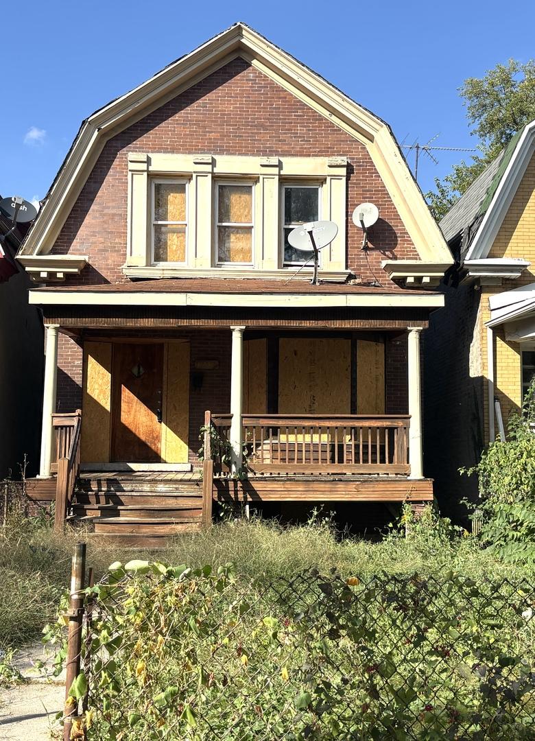 4216 W West End Ave., Chicago, IL 60624