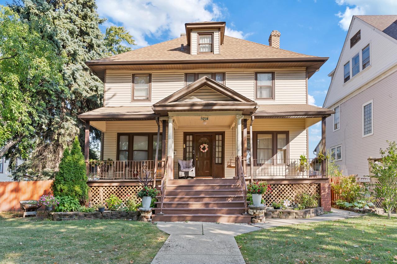 5214 W 24th St., Cicero, IL 60804