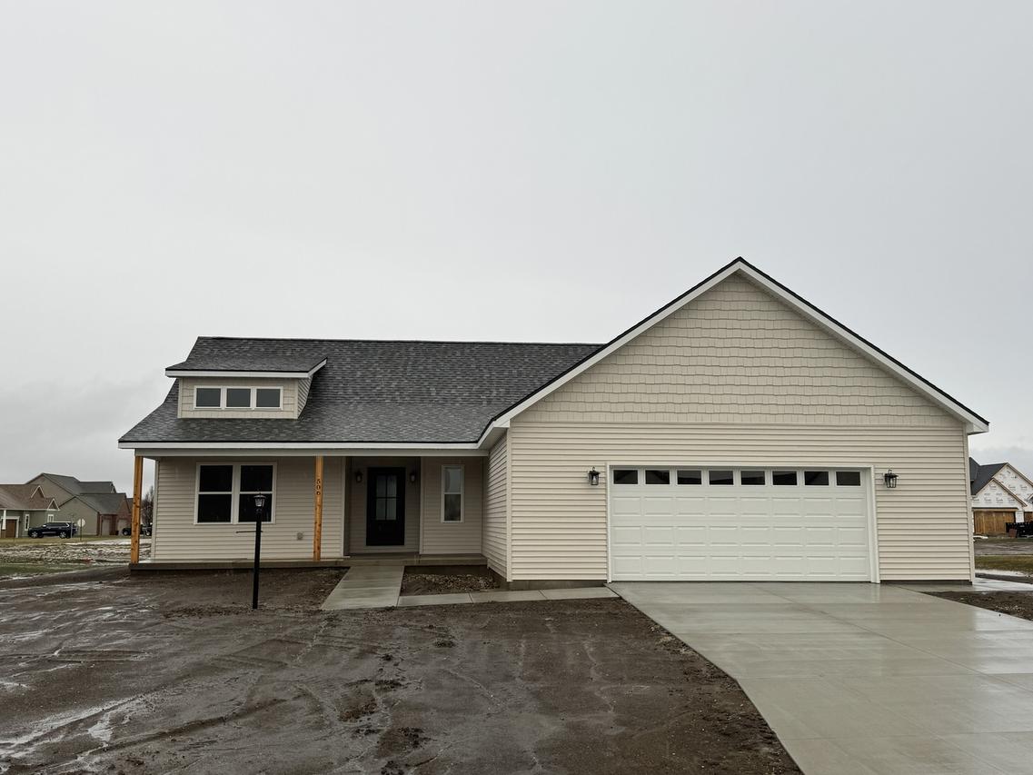 506 Patterson Dr., Fisher, IL 61843