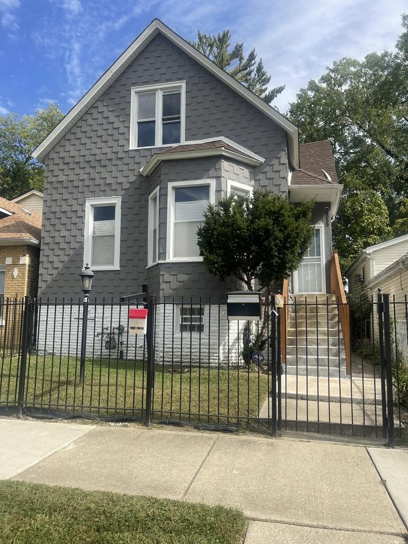 8055 S Avalon Ave., Chicago, IL 60619