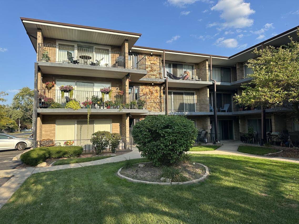 3171 W 115th St. #1N, Merrionette Park, IL 60803