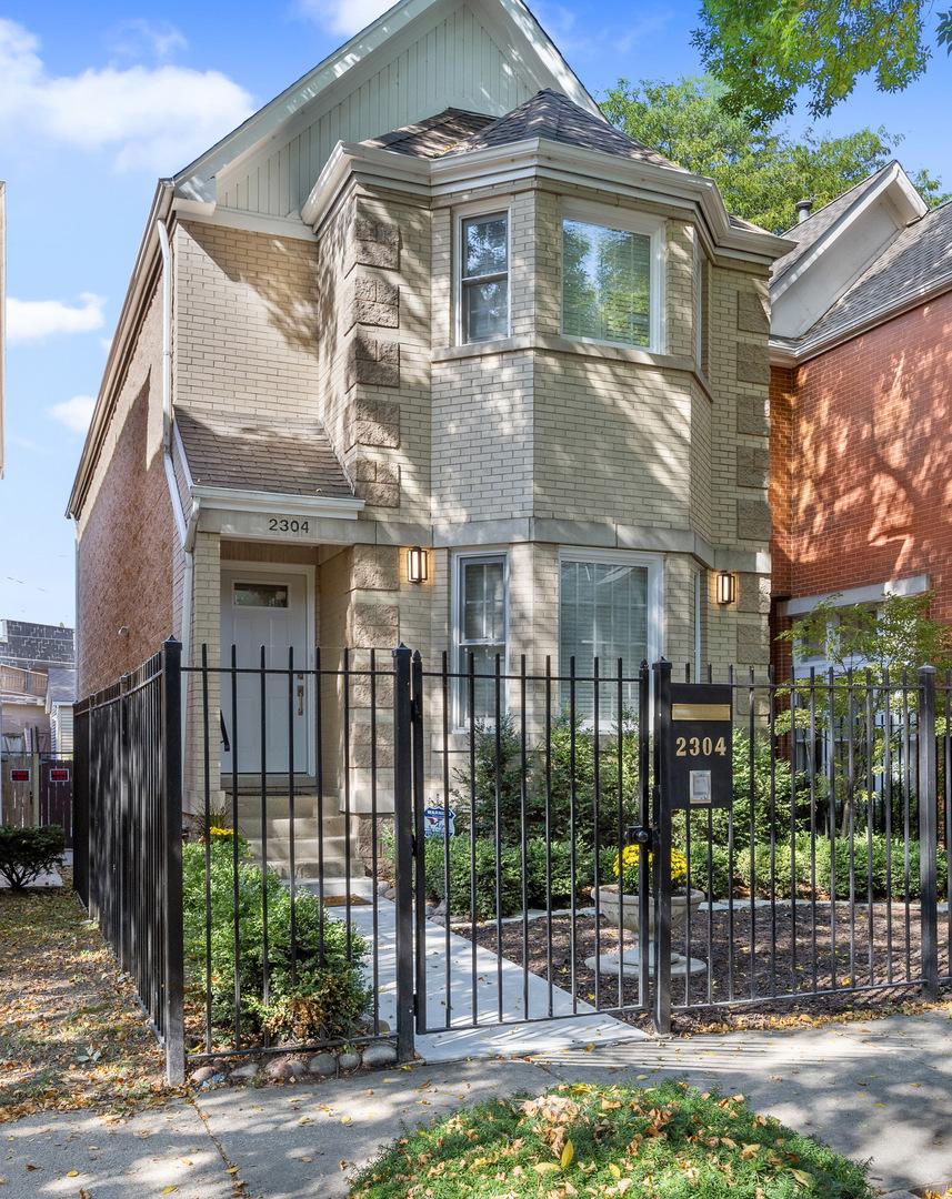 2304 N Greenview Ave., Chicago, IL 60614