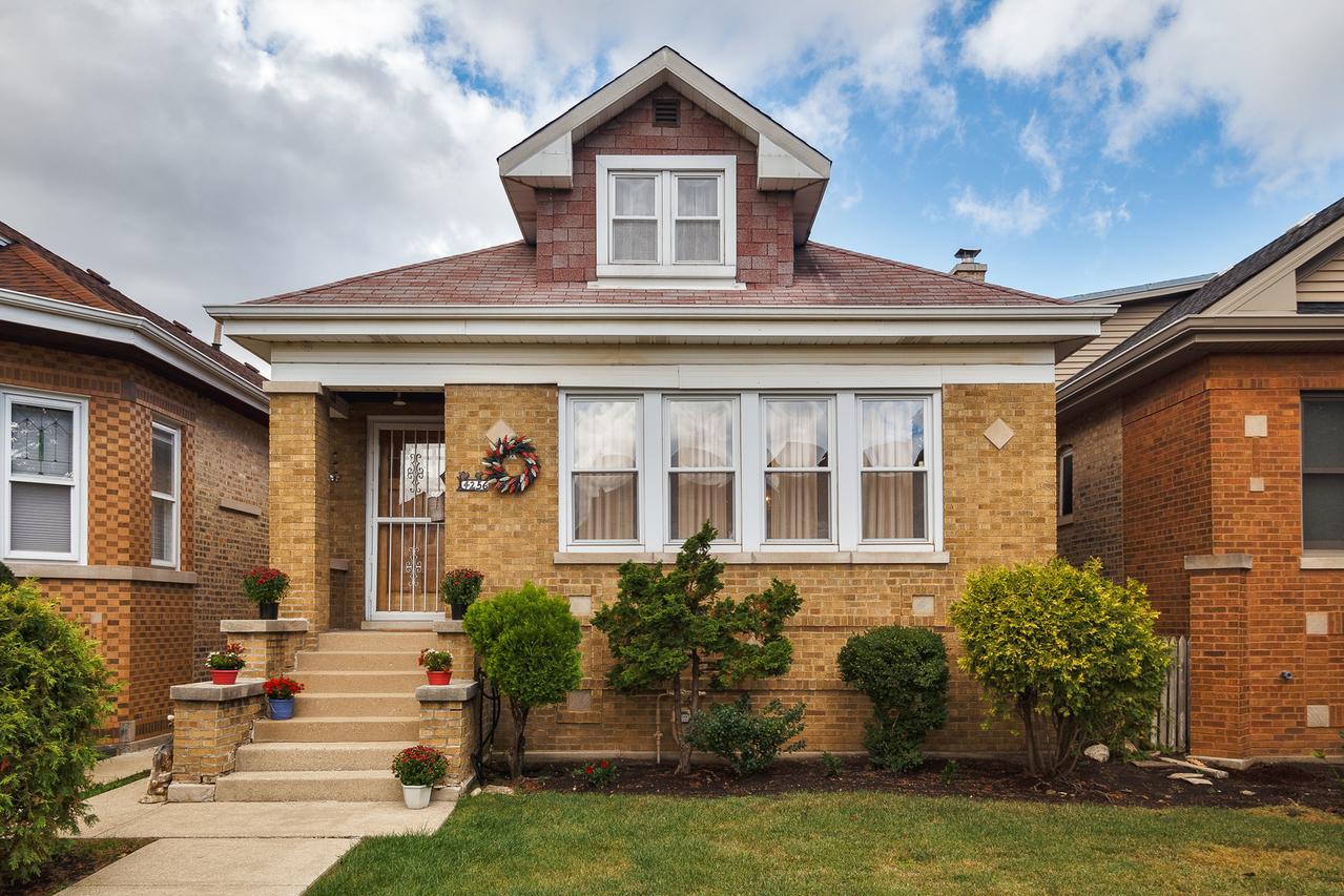 4256 N Monitor Ave., Chicago, IL 60634