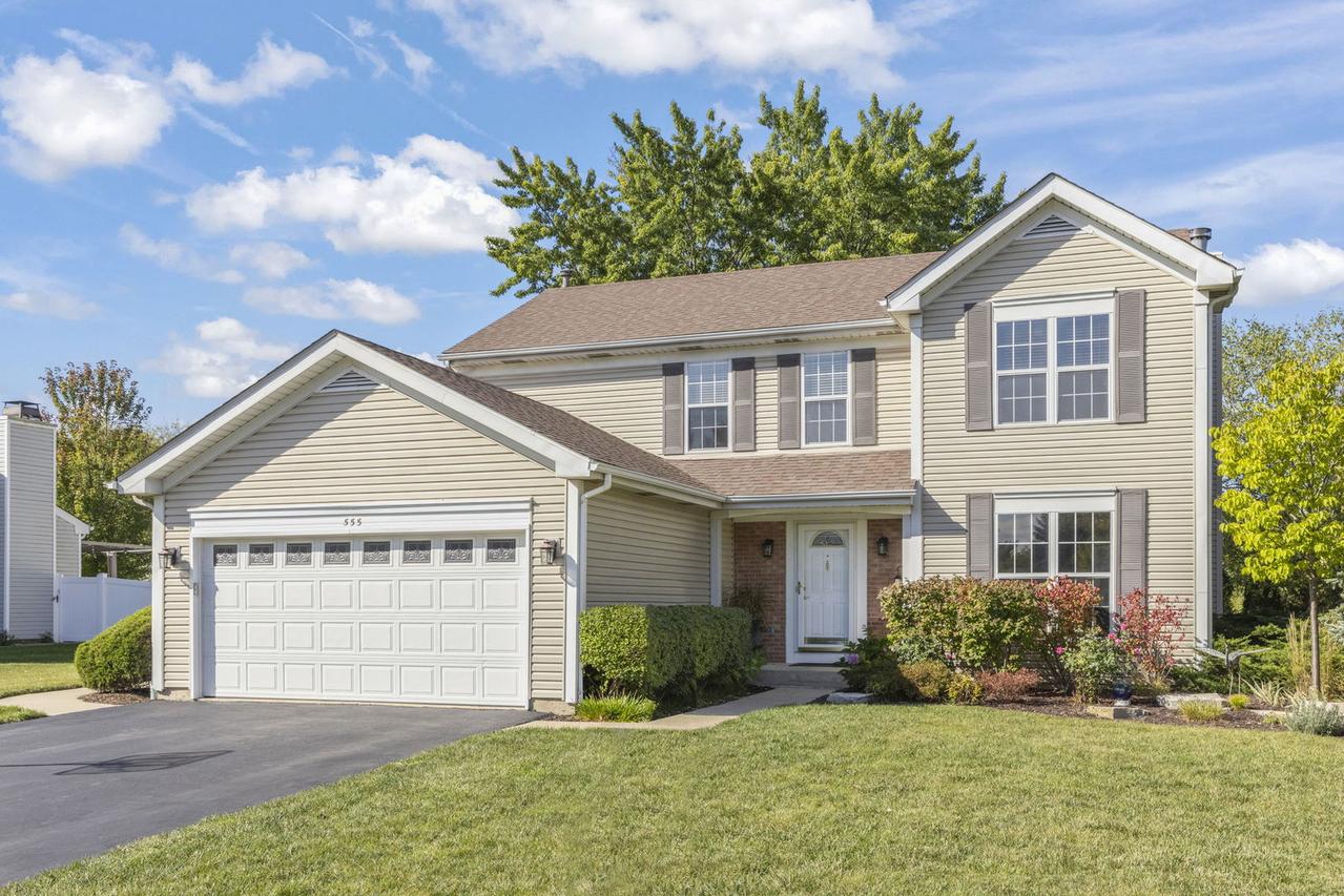 555 Waterford Dr., Lake Zurich, IL 60047