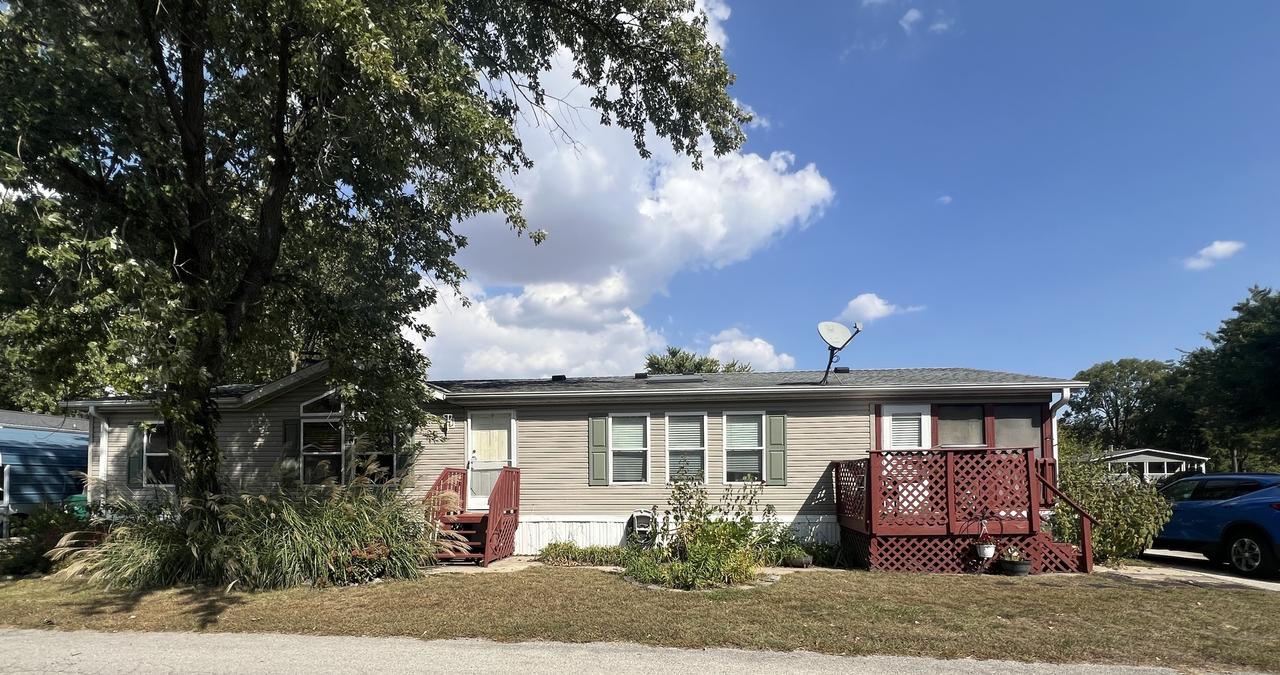 28 Doral St., Minooka, IL 60447