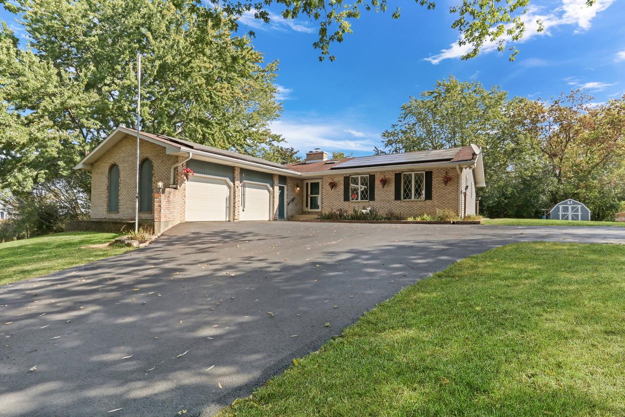 43411 N Lynn Dale Dr., Zion, IL 60099