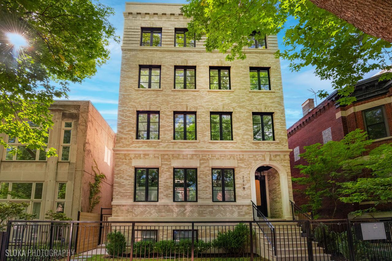 2218 N Burling St. #PH, Chicago, IL 60614