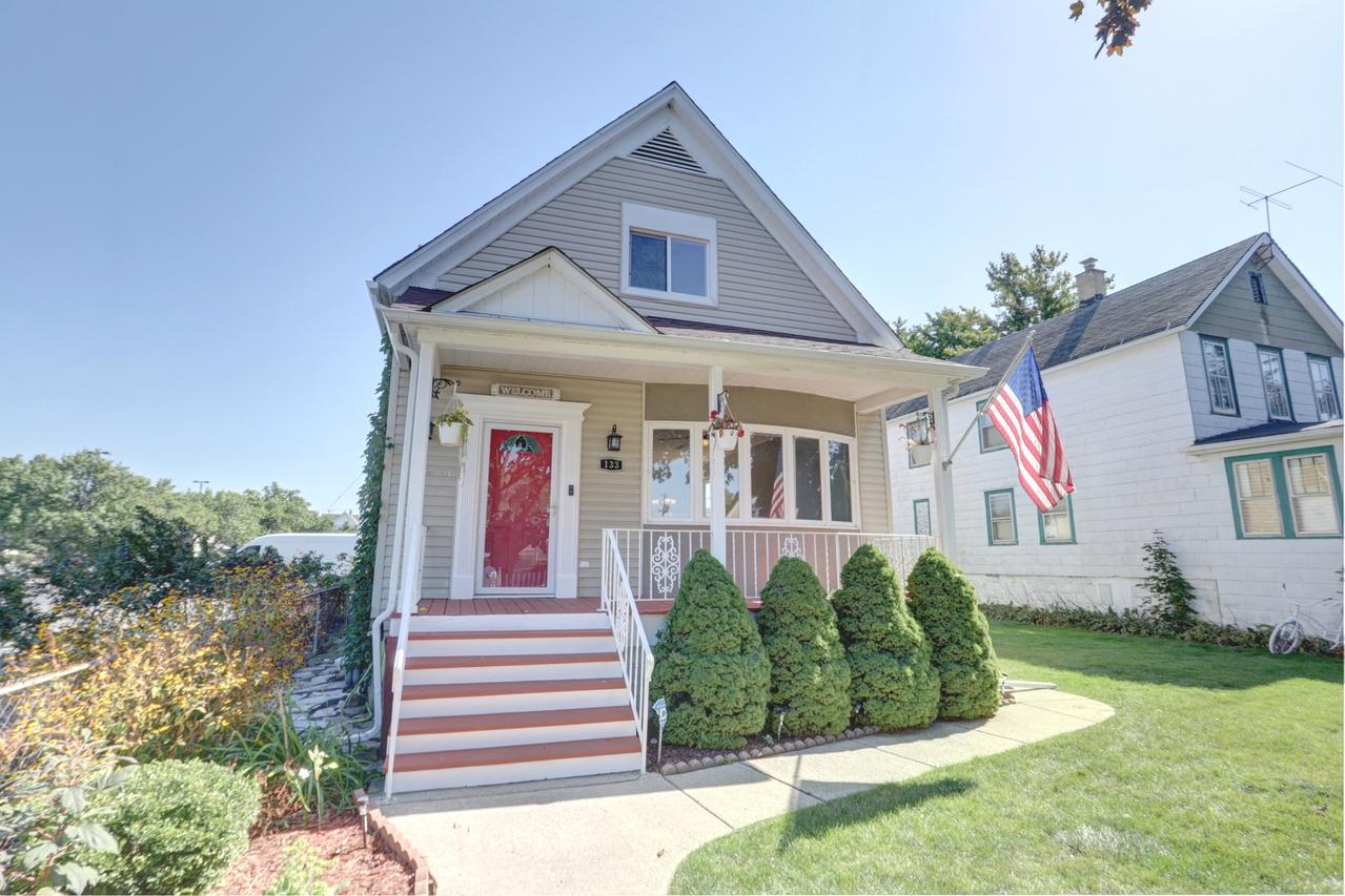 133 N 17th Ave., Melrose Park, IL 60160