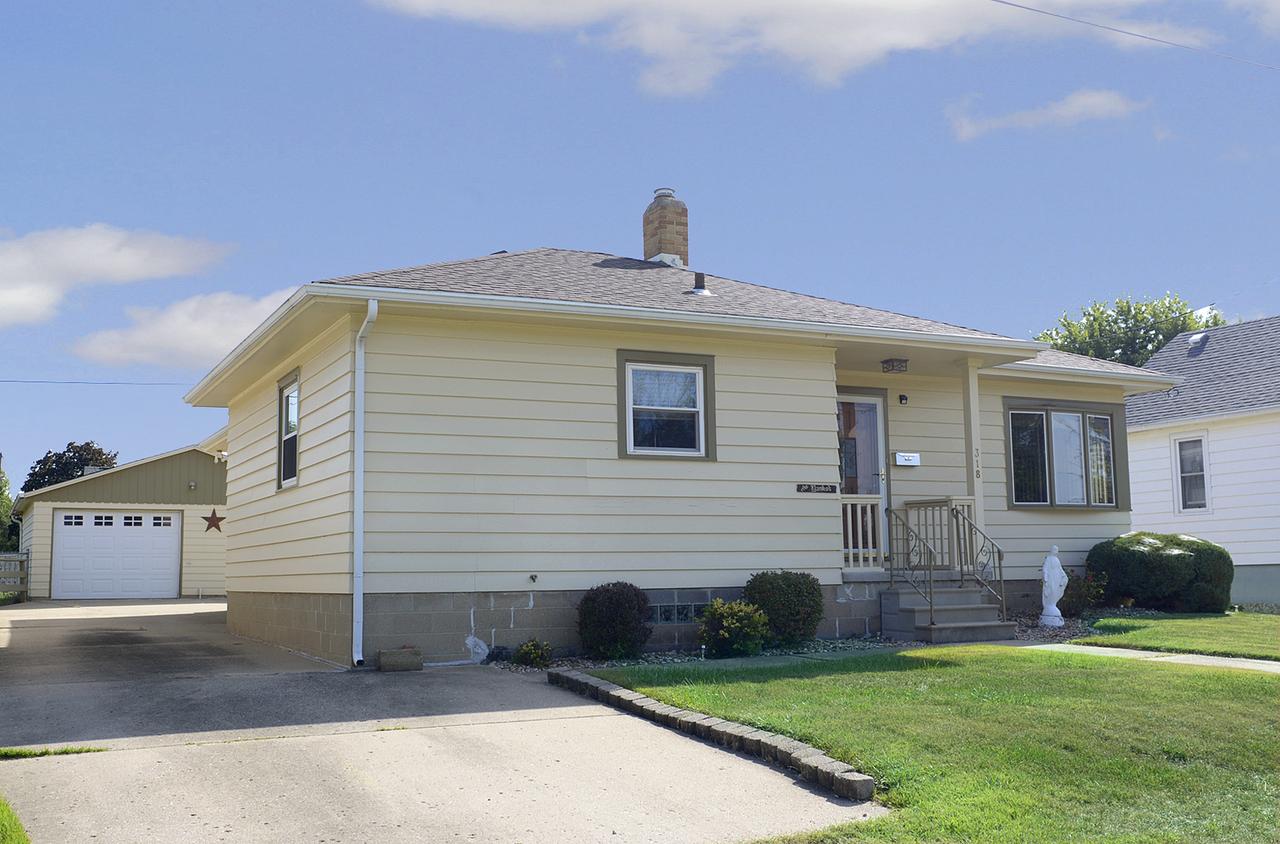 318 24th Ave., Ottawa, IL 61350