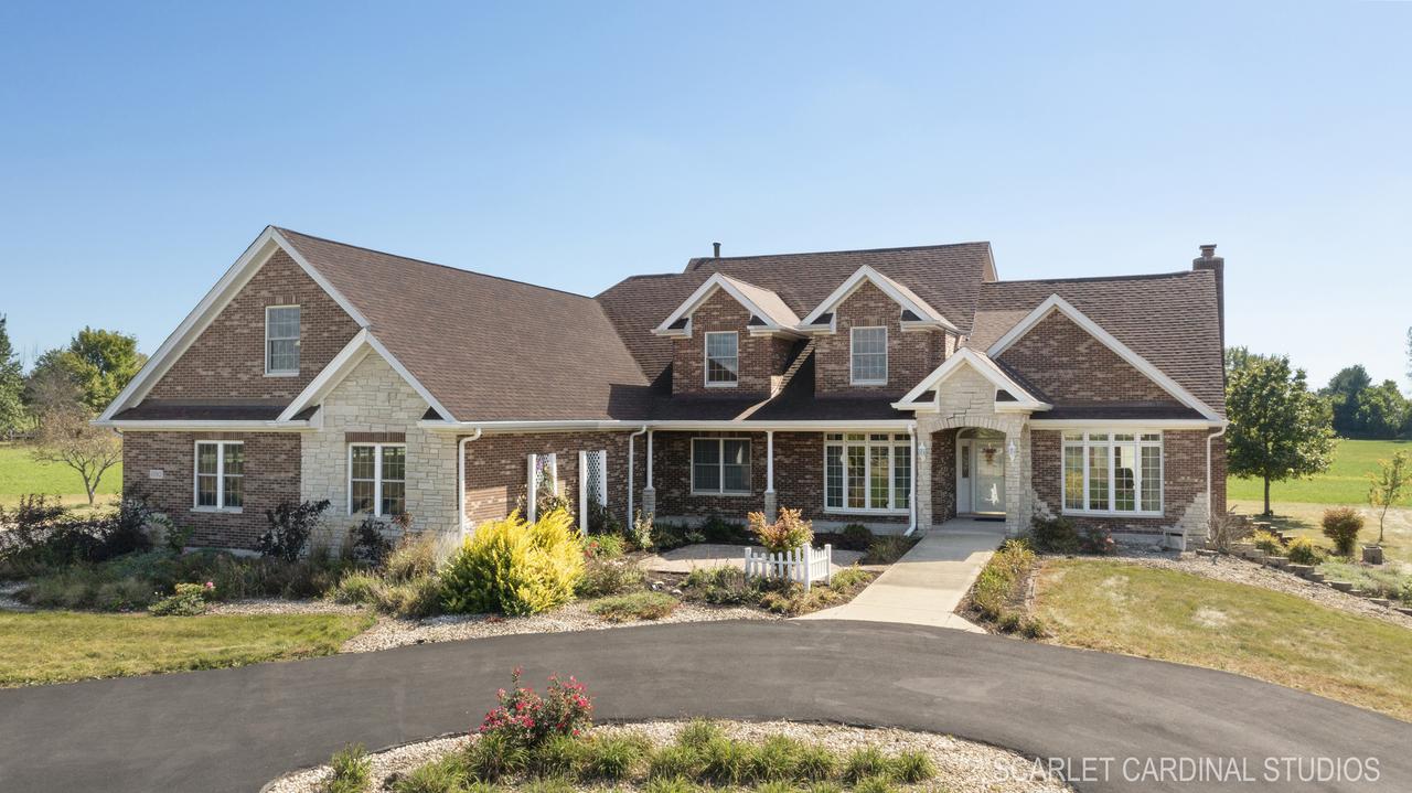 1502 Cherry Rd., Oswego, IL 60543