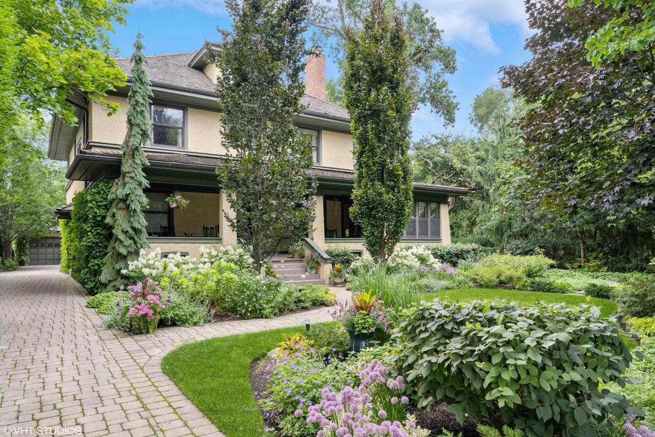 141 Kenilworth Ave., Kenilworth, IL 60043