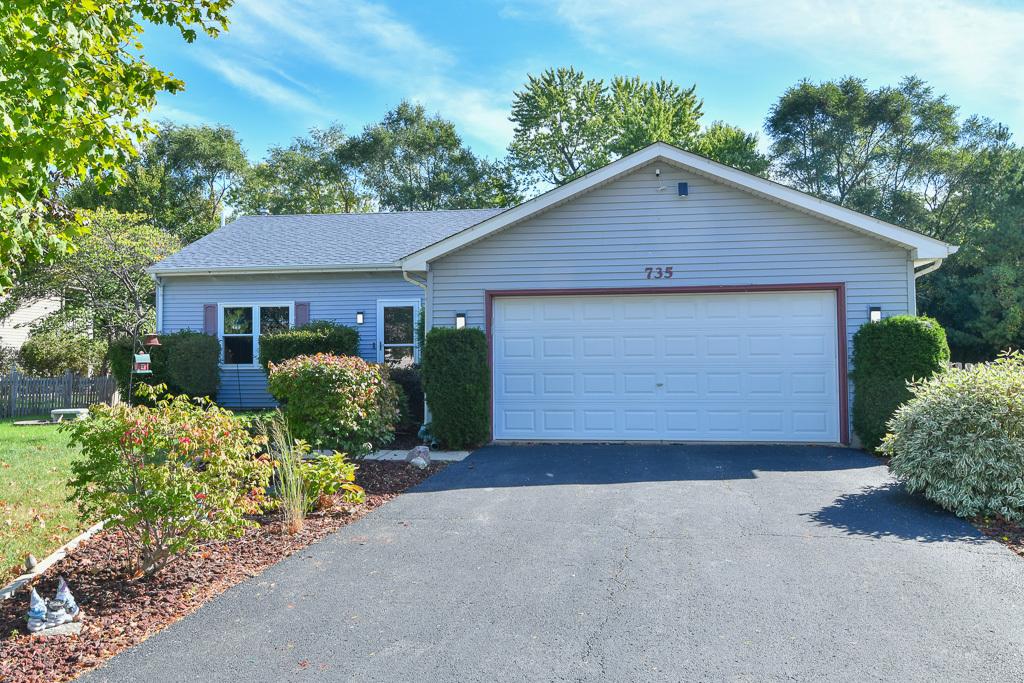 735 Creek Bend Ln., Antioch, IL 60002