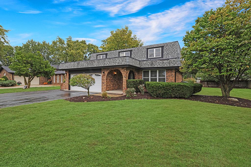 230 Essex Ln., New Lenox, IL 60451