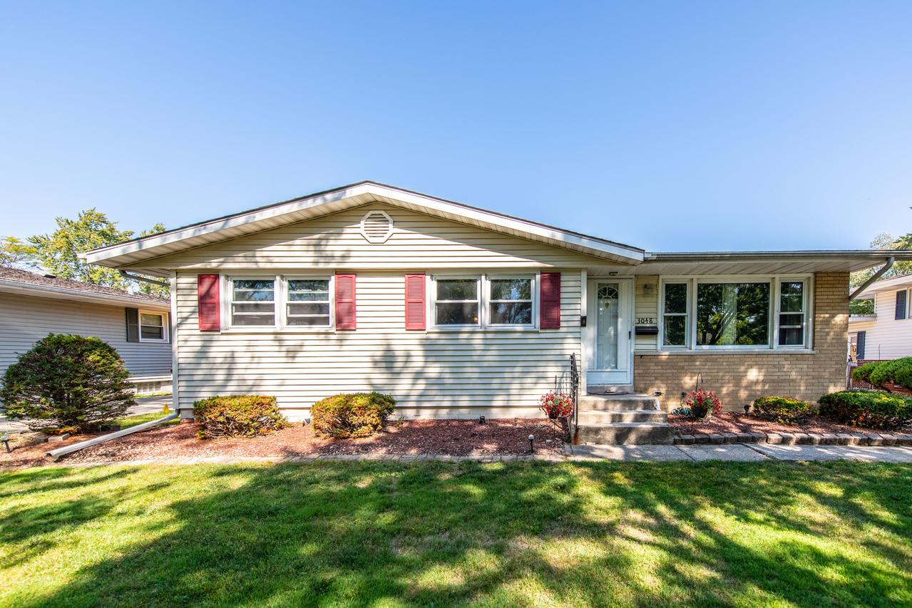 3048 189th St., Lansing, IL 60438