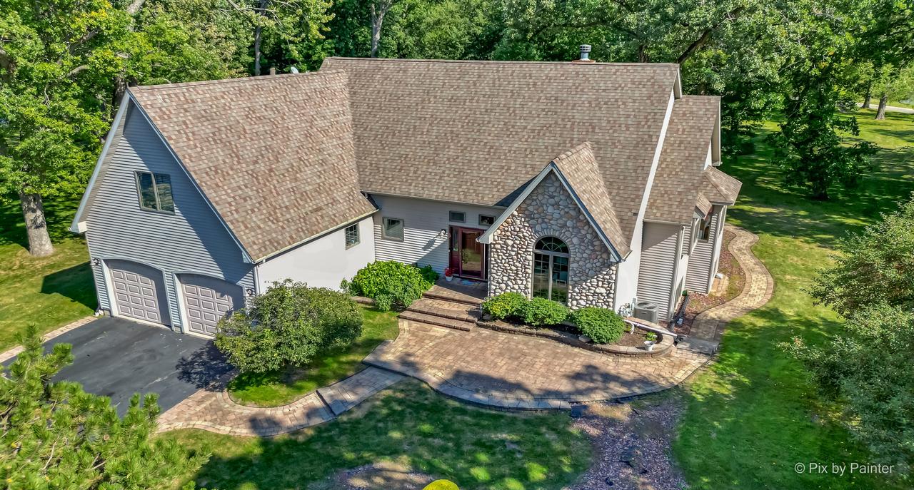 1901 River Terrace Dr., Johnsburg, IL 60051