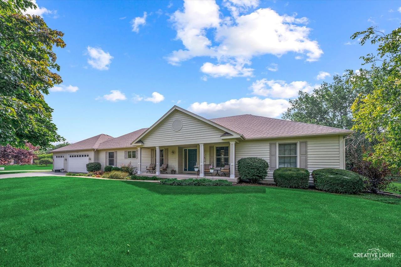 25934 S Courtney Rd., Plainfield, IL 60585