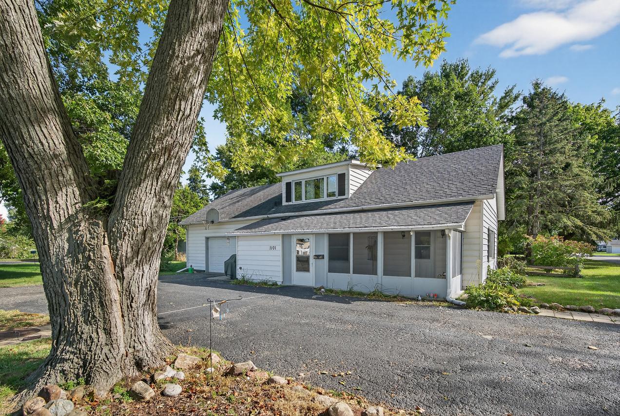 1101 N State St., Marengo, IL 60152