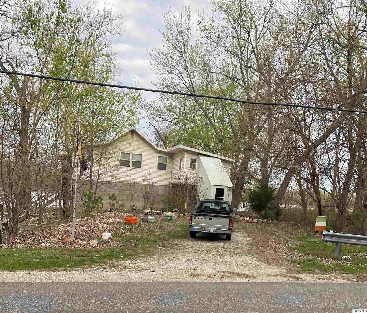 3703 Bonansinga Dr., Quincy, IL 62305