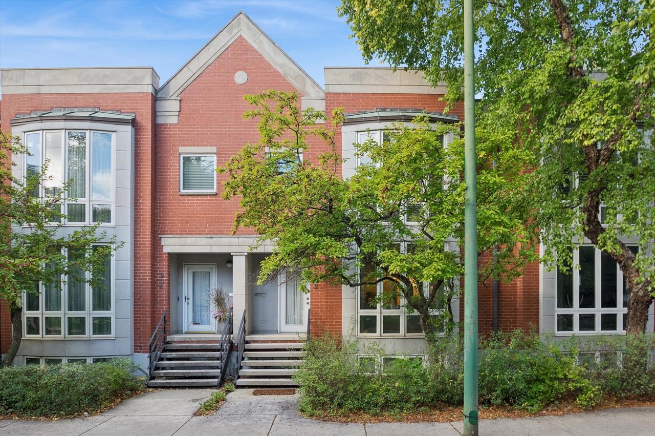 902 S Morgan St., Chicago, IL 60607
