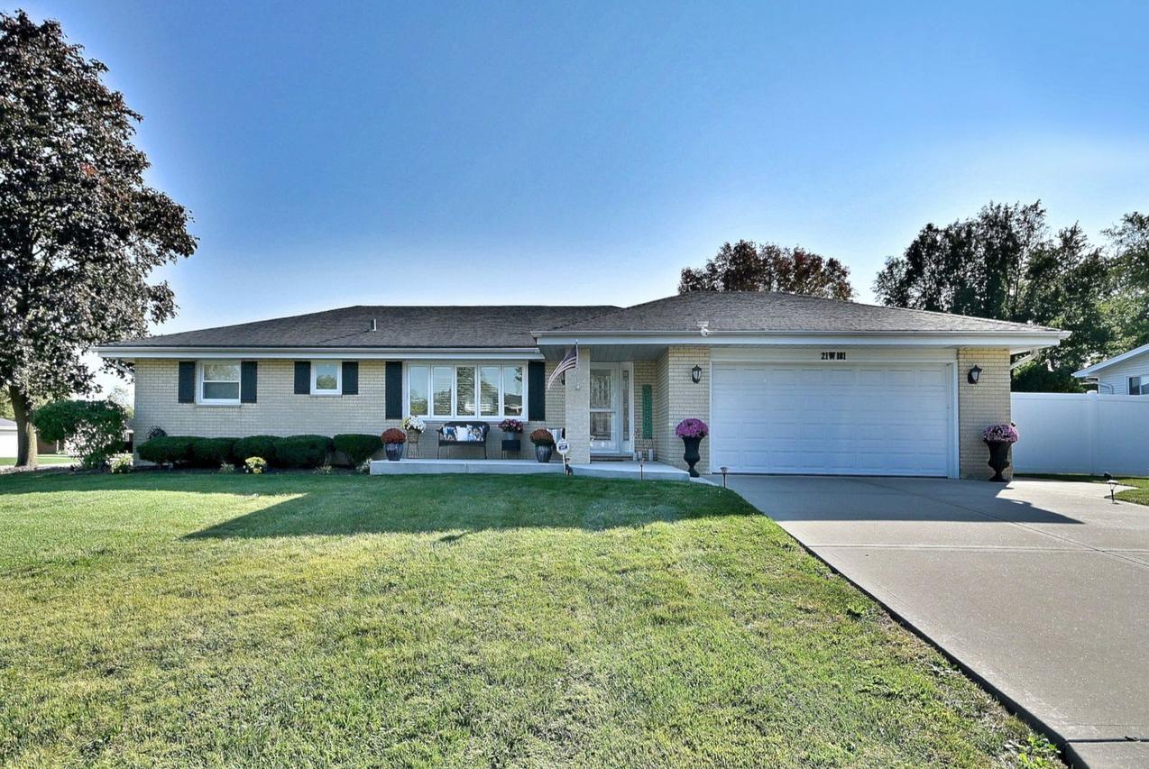 21W181 North Ln., Itasca, IL 60143