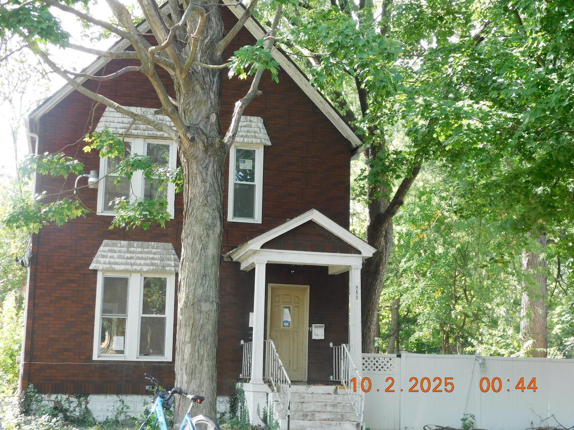 380 Calumet Blvd., Harvey, IL 60426