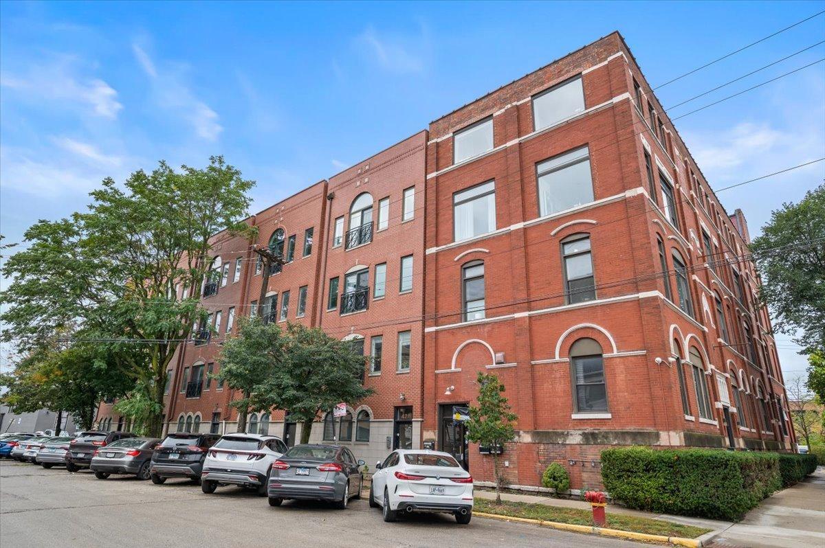428 N Noble St. #2, Chicago, IL 60642