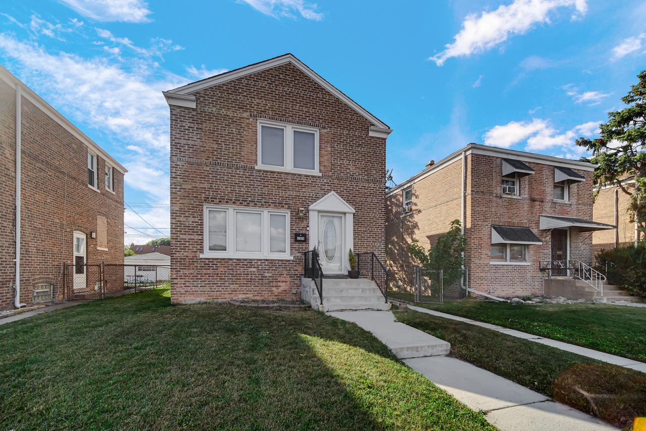 9348 S Green St., Chicago, IL 60620