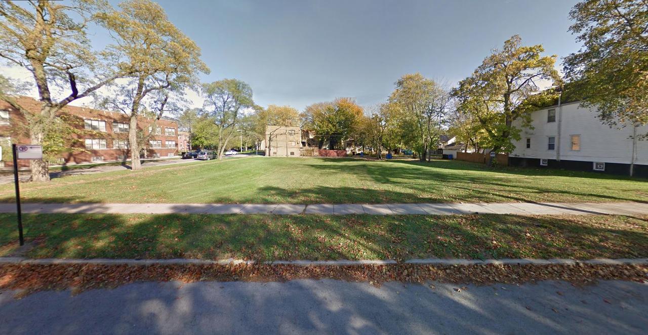 8001 S Burnham Ave., Chicago, IL 60617